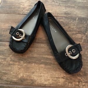 KENNETH COLE REACTION BLACK LOAFER 7 1/2